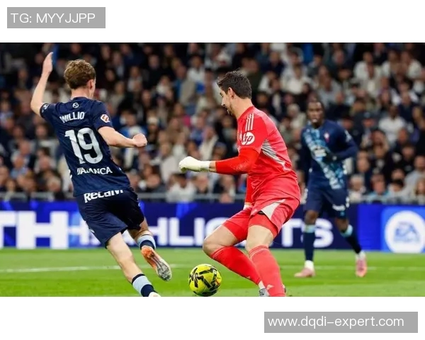 西甲精彩对决曼联逆转AC米兰补时绝杀引发全场狂欢